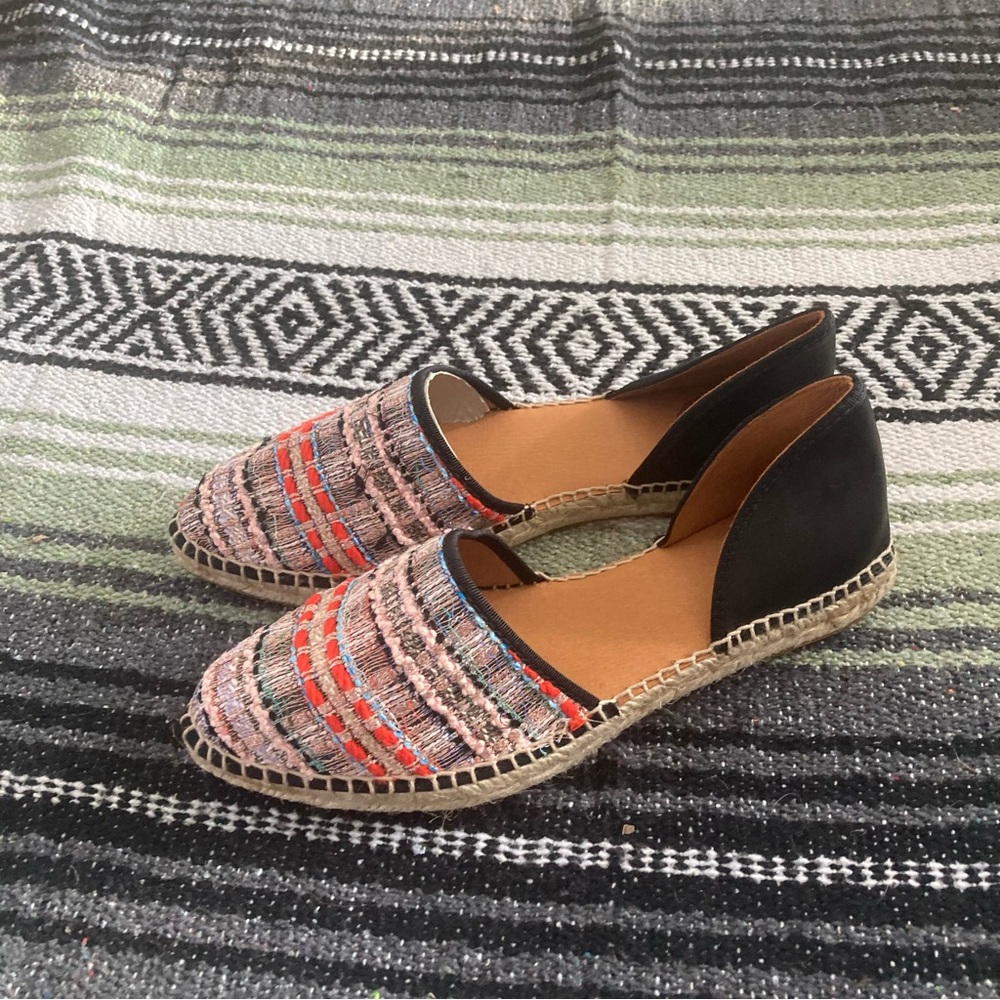 NEW toni pons pink Olga espadrille flats. Glittery details. Pointed toe.